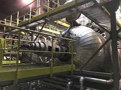 Autoclaves for sterilising municipal waste